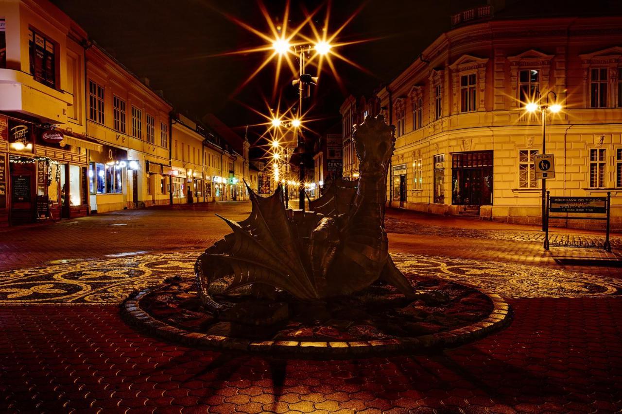 Rezidence U Prince C.1 Jicin Exterior photo